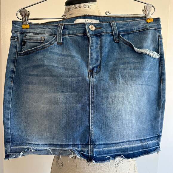 KanCan Women's Blue Denim Raw Hem Mini Skirt - Picture 1 of 6